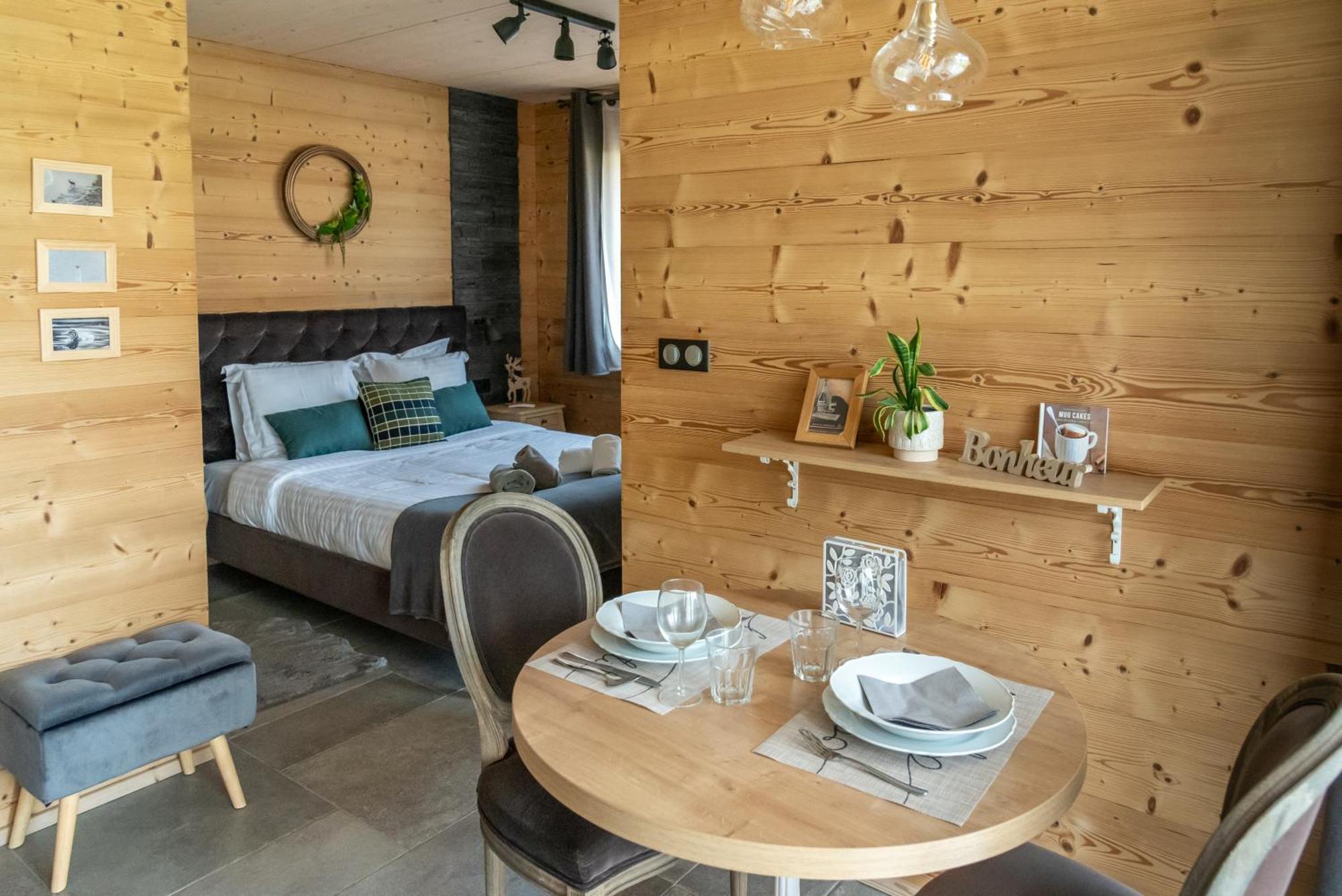 Boutique Hotel - Notre Chalet Les Fourgs Exterior foto